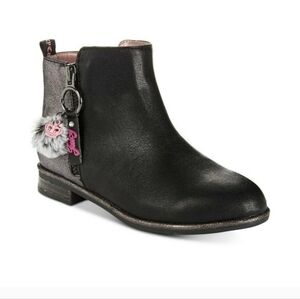 Juicy Couture Napa Little Girls Charm Ankle Booties 4M